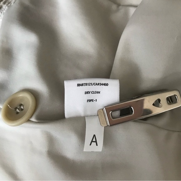 Eileen Fisher Brand Women's Oatmeal Beige Textured Blazer Jacket size SP in EUC - Picture 16 of 16